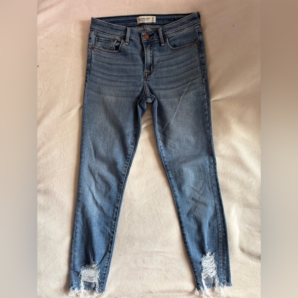 Abercrombie Super Skinny Ankle Mid Rise